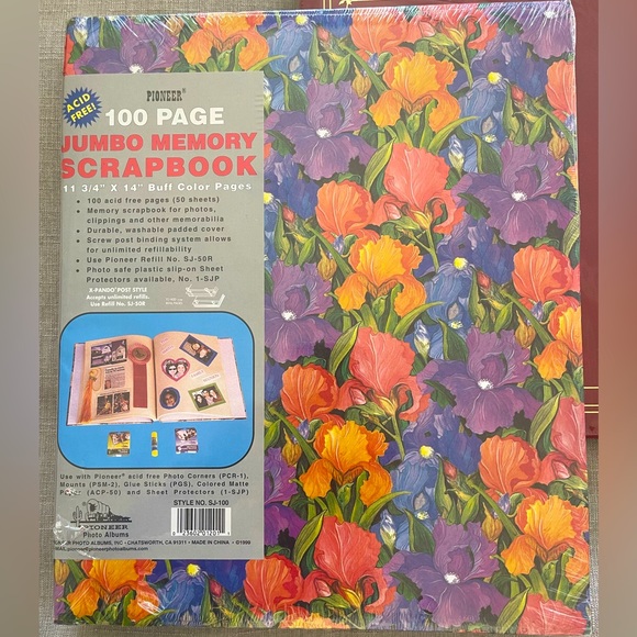 Pioneer Scrapbook Album Set (2);Floral 11 3/4”x14” 100 pgs & Red 12”x12” 20 pgs - Picture 2 of 4